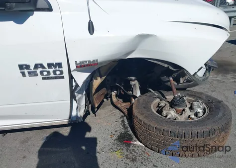 2023 Ram 1500 Classic Tradesman 4X4 6'4 Box z USA, uszkodzony, nr VIN 1C6RR7FT6PS539784